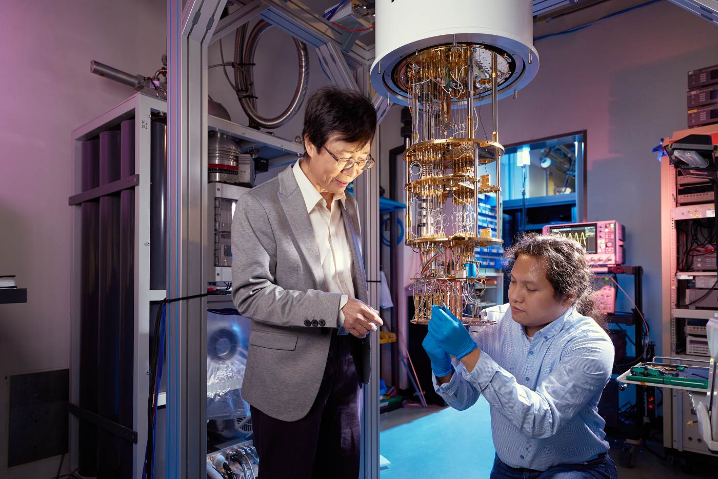 中央研究院自研自製5位元超導量子電腦連線上網