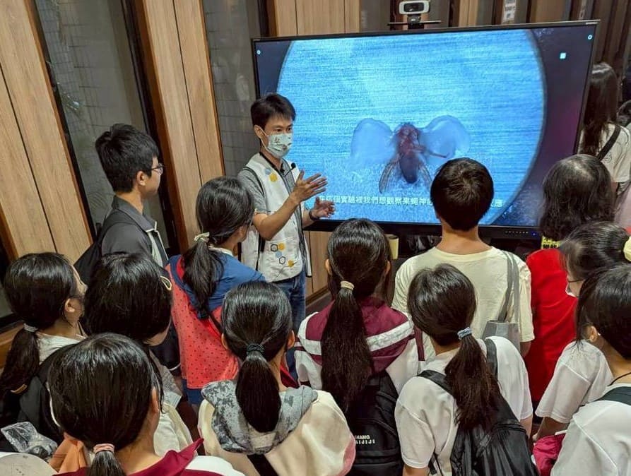 分生所介紹神經科學研究。（圖片來源：中央研究院）