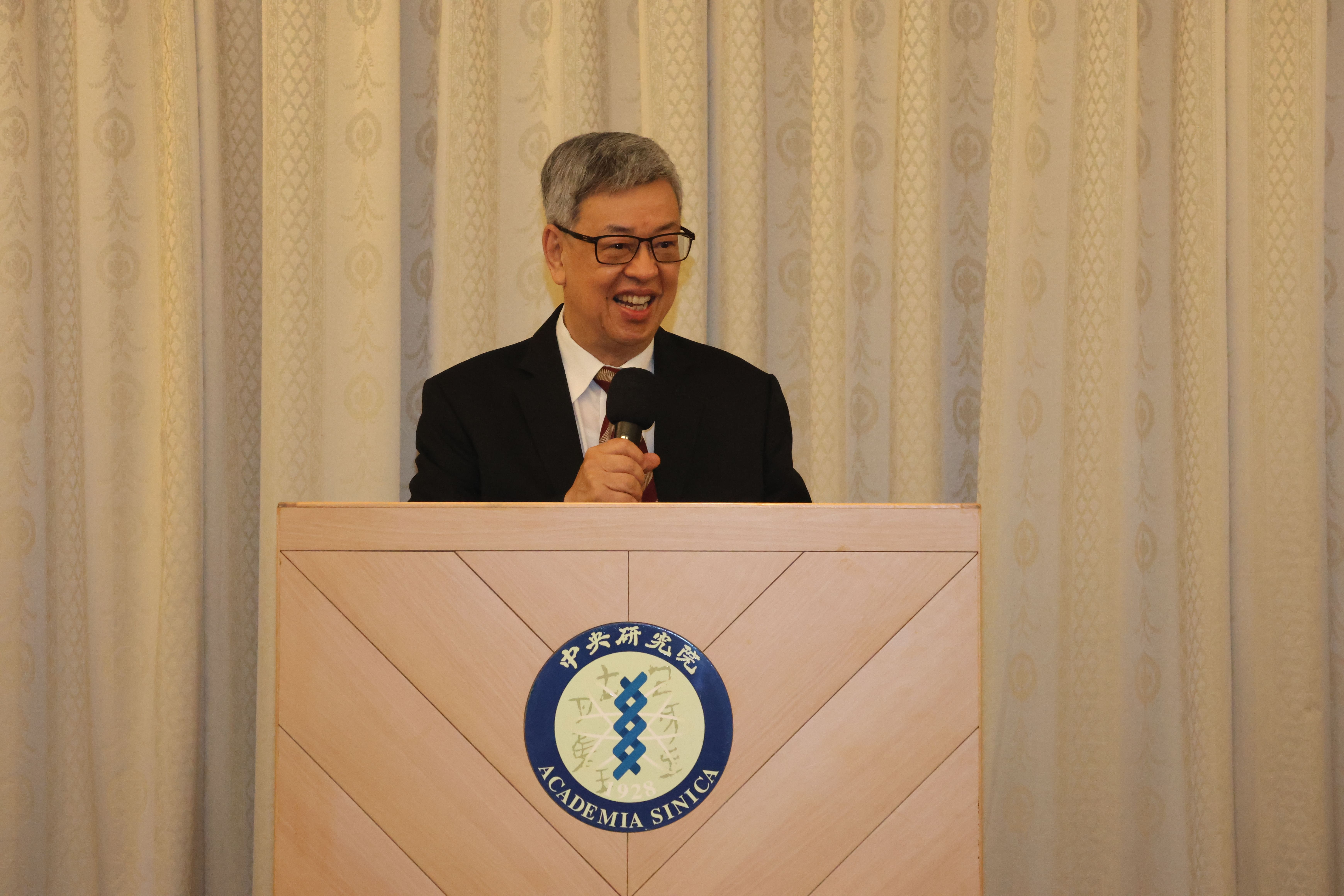 President Chien-Jen Chen delivers remarks. Photo credit: Academia Sinica.